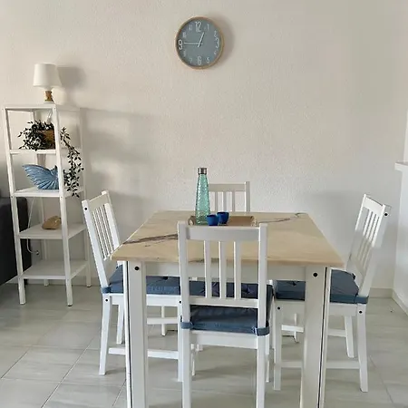 Апартаменты Versailles-mar Камбрильс