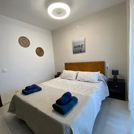 Versailles-mar * Камбрильс