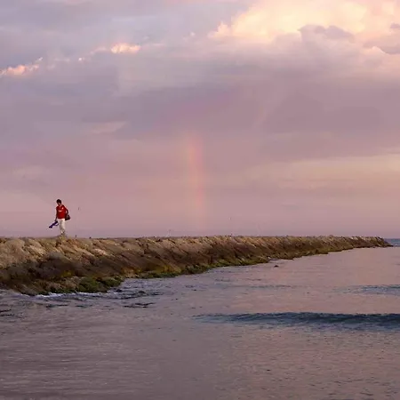 Versailles-mar Апартаменты Камбрильс